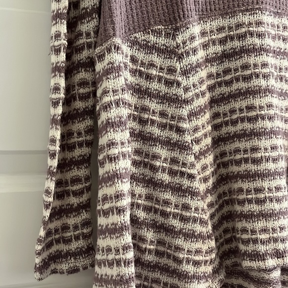 Rue+ Top - Picture 3 of 3